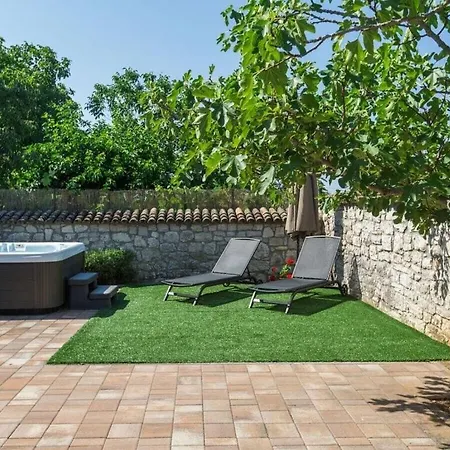 Ferienhaus Casa Arsini Comfortable Poreč