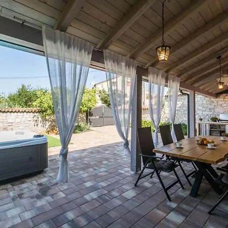 Casa Arsini Comfortable Ferienhaus *